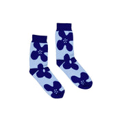 Kauniste Lämpö Flower Socks in blue floral pattern, soft cotton blend, knitted in the EU.