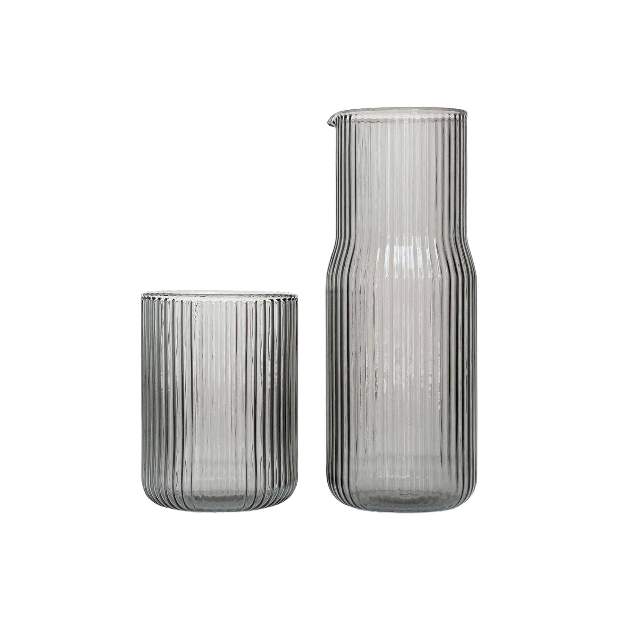 gry-matter-ribbed-carafe-tumblers-smoke.jpg