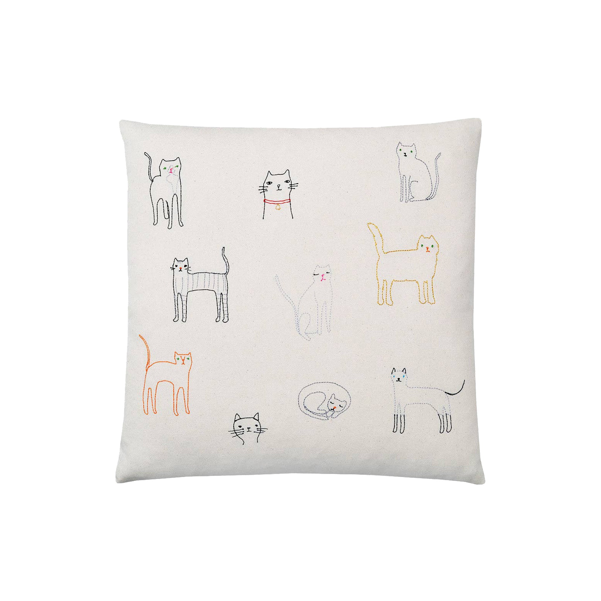 k-studio-cats-pillow-cotton.jpg