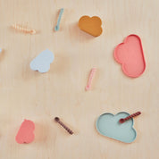 OYOY Chloe Cloud Snack Bowl with Lid, durable 100% silicone snack bowl with fun cloud design.