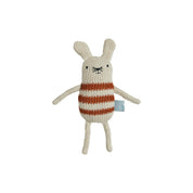 OYOY Musetti Mouse Rattle — Knitted cream-and-rust striped mouse rattle with large ears, cotton body, and recycled filling — eco-friendly baby toy for play and snuggles.