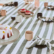 OYOY Living Design Striped Napkin Set of 2 in bold striped cotton. Organic cotton napkins, designed in Denmark.