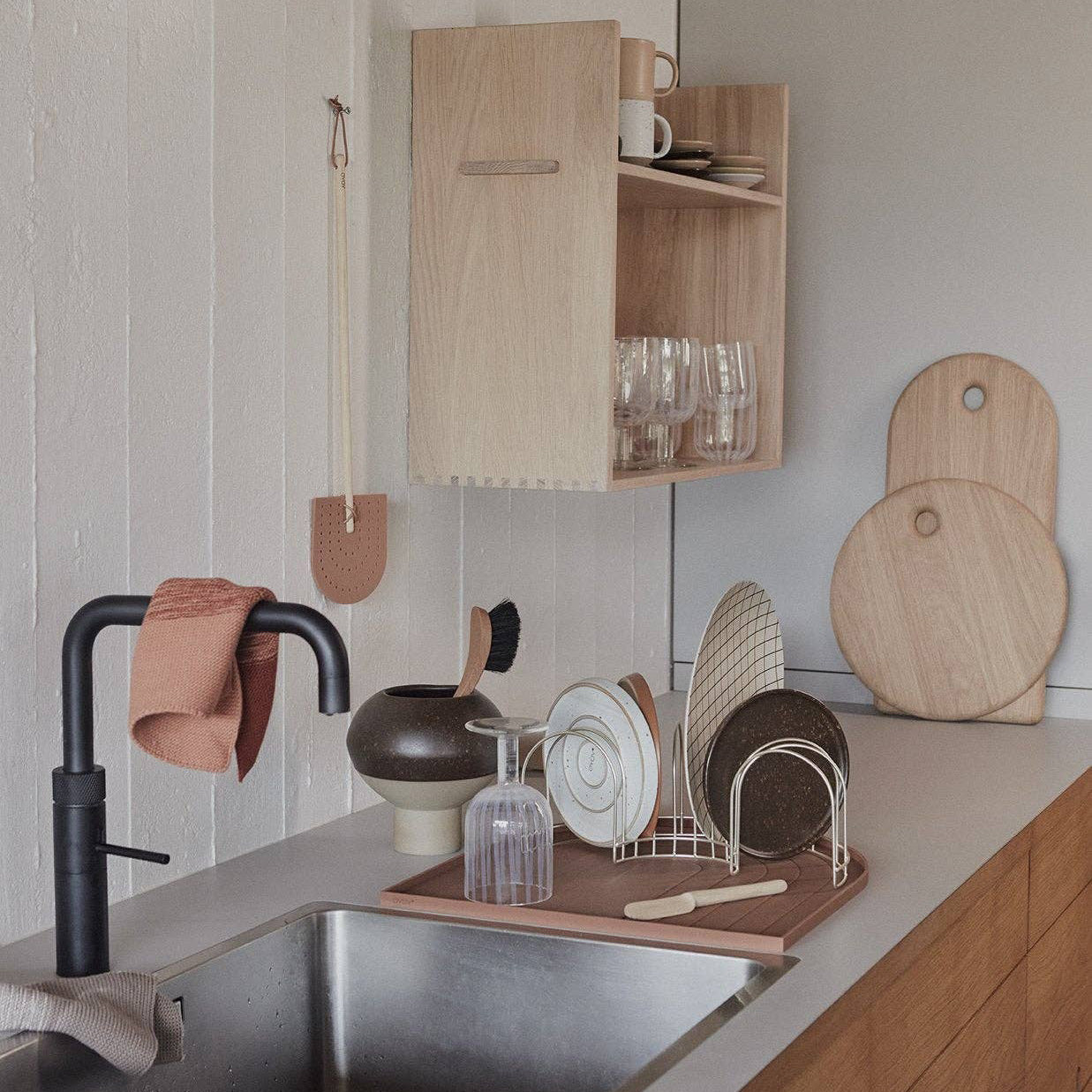 OYOY Yumi Cutting Boards in FSC-certified oak, serving boards perfect for cheese, tapas, and entertaining.