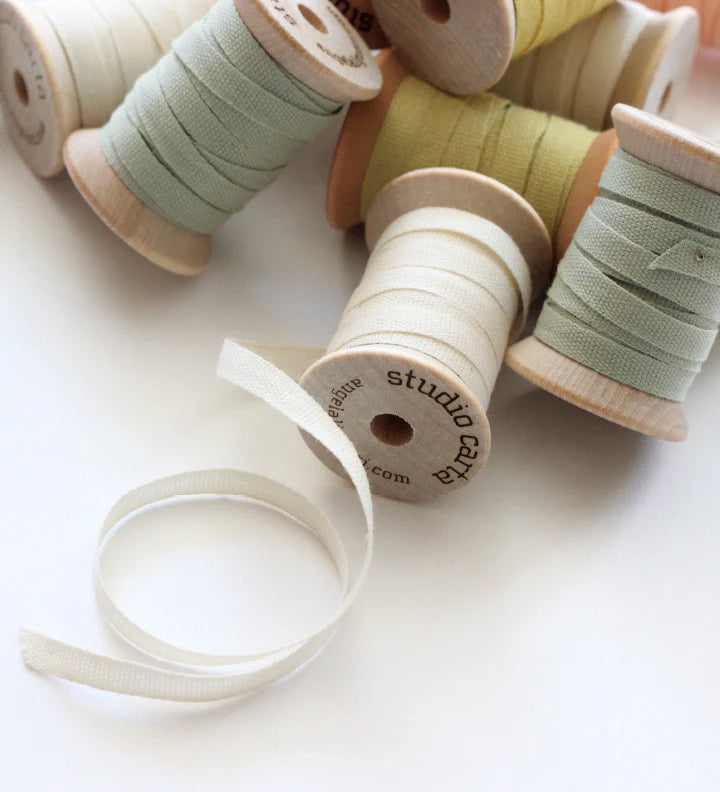 studio_carta_ribbon_spools_2400x_7204969f-b5e9-47a4-861b-44c8701358db.jpg